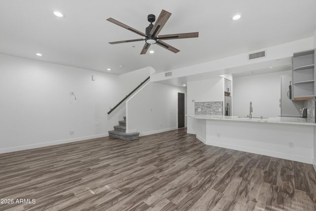 21655 N 36TH Avenue 119, Glendale, AZ 85308