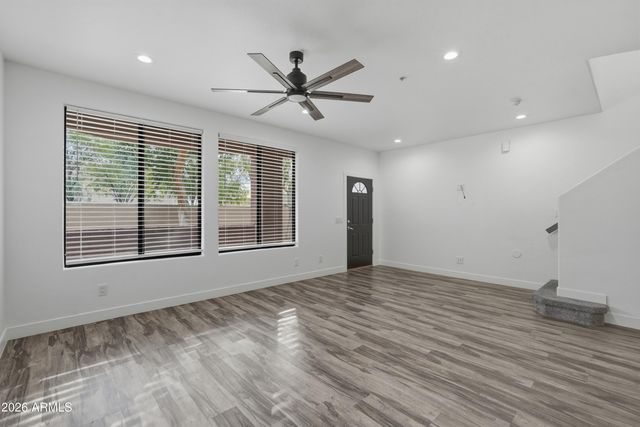 21655 N 36TH Avenue 119, Glendale, AZ 85308