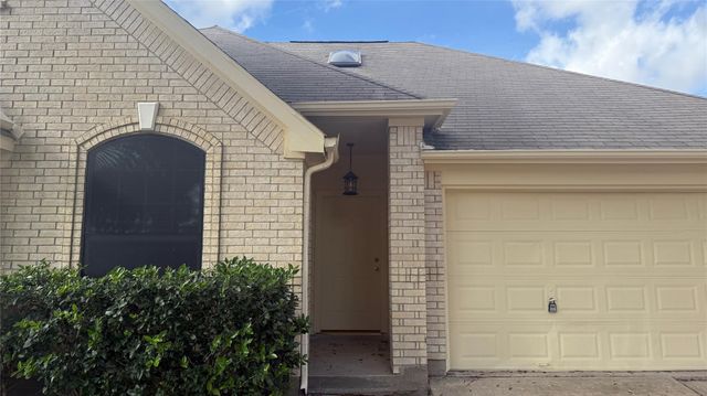 16806 Pheasant Creek Court, Sugar Land, TX 77498