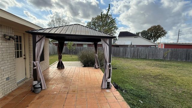 16806 Pheasant Creek Court, Sugar Land, TX 77498