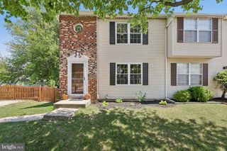 7961 OAKWOOD RD, Glen Burnie, MD 21061