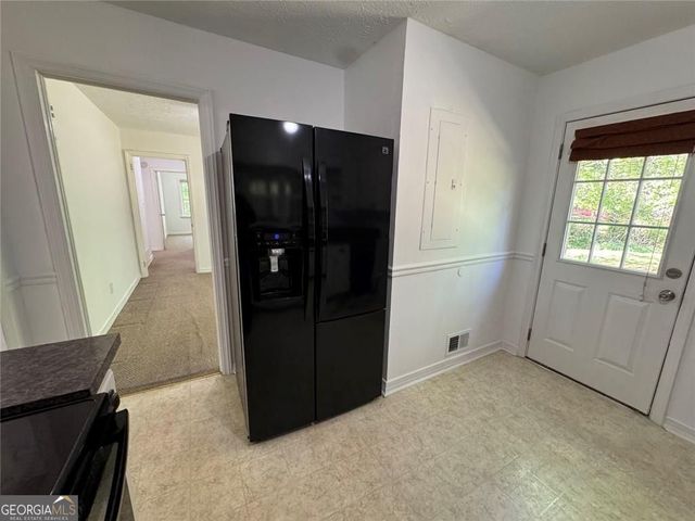 5912 Garner Road SW, Mableton, GA 30126