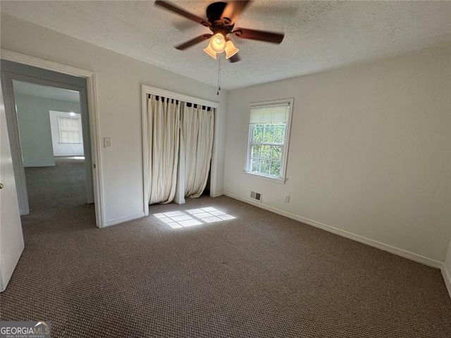 5912 Garner Road SW, Mableton, GA 30126