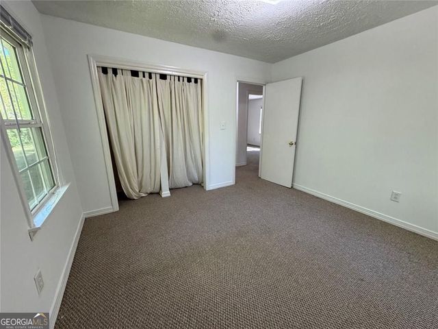 5912 Garner Road SW, Mableton, GA 30126