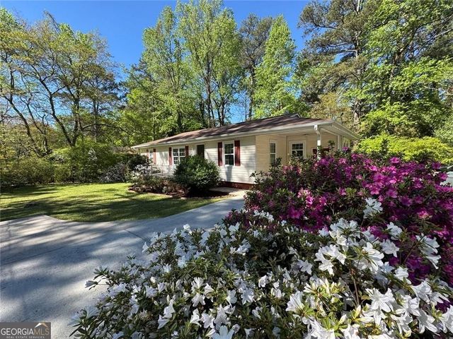 5912 Garner Road SW, Mableton, GA 30126