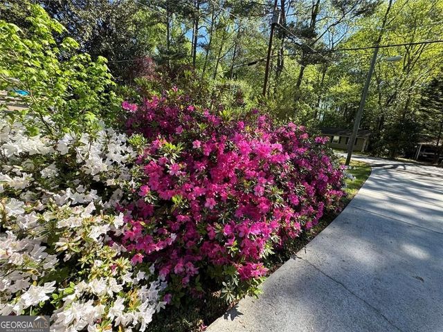 5912 Garner Road SW, Mableton, GA 30126