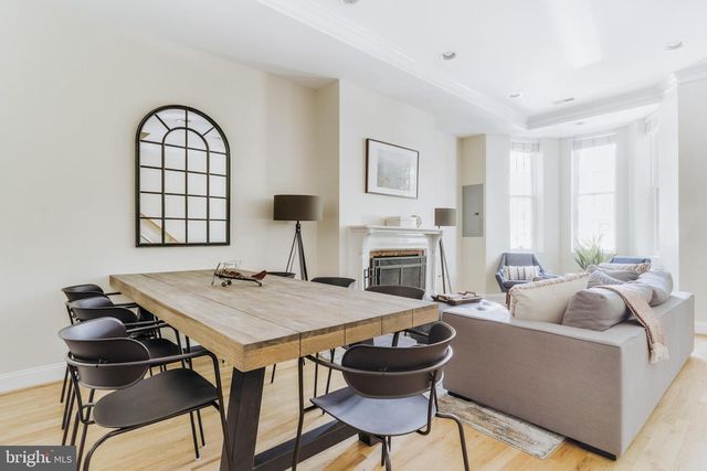 330 11TH ST SE, Washington, DC 20003