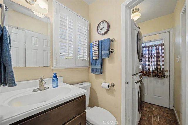 621 E Cypress Avenue, Glendora, CA 91741