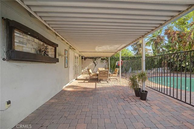 621 E Cypress Avenue, Glendora, CA 91741