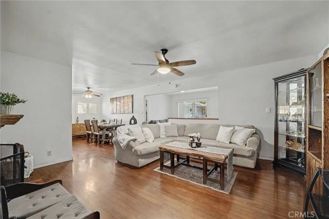621 E Cypress Avenue, Glendora, CA 91741