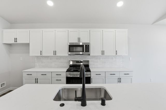 5328 N Sun Beam Ln, Spokane, WA 99217