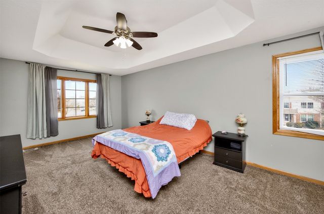 9012 Telford Circle, Johnston, IA 50131