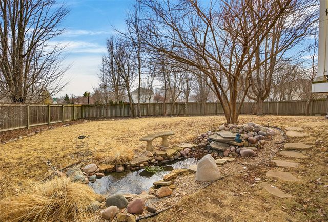 9012 Telford Circle, Johnston, IA 50131