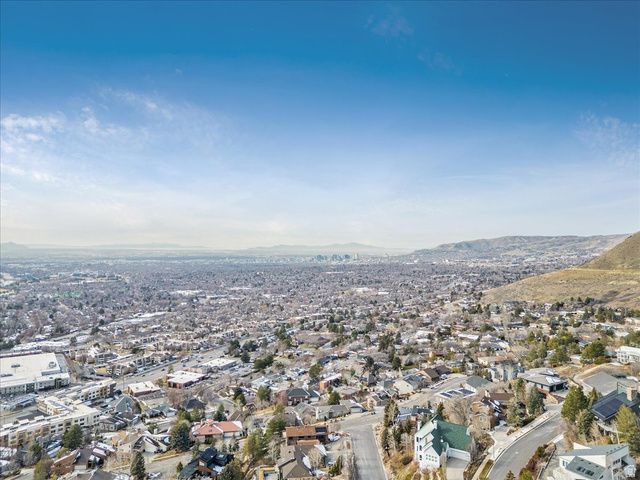 2379 S CANNON DR, Salt Lake City, UT 84109