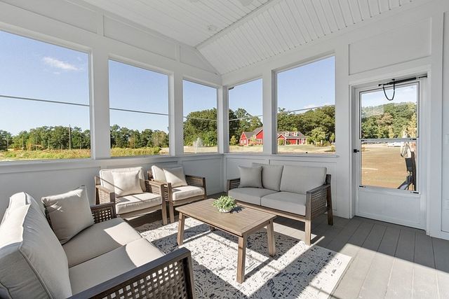60 Palmetto Drive 60, Bellingham, MA 02019