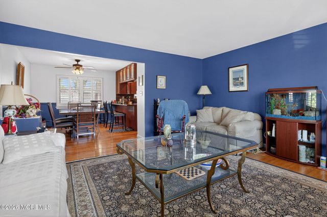 230 River Road, Red Bank, NJ 07701