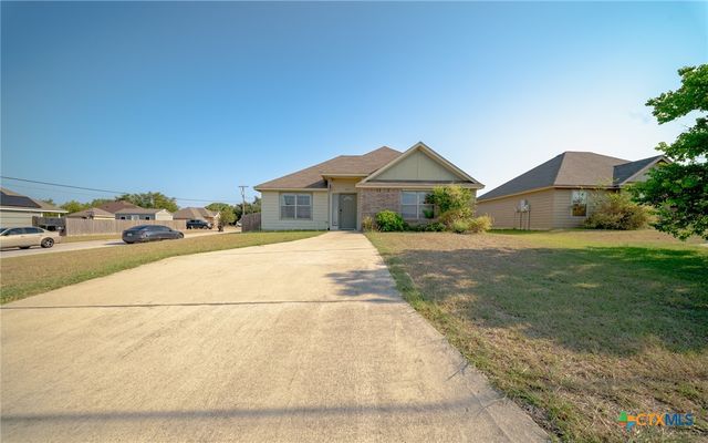 2624 Saulsbury Drive, Temple, TX 76504