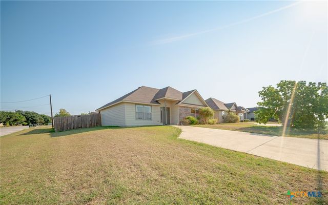 2624 Saulsbury Drive, Temple, TX 76504