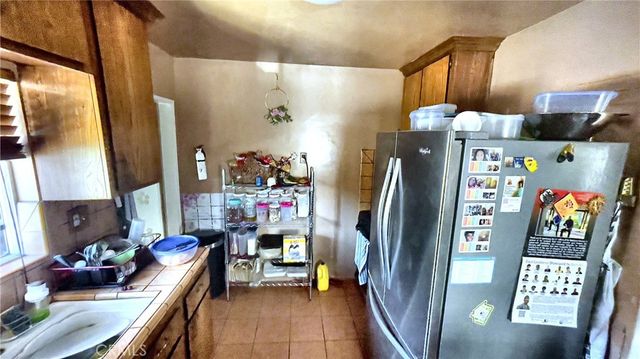 2453 Easy, Long Beach, CA 90810