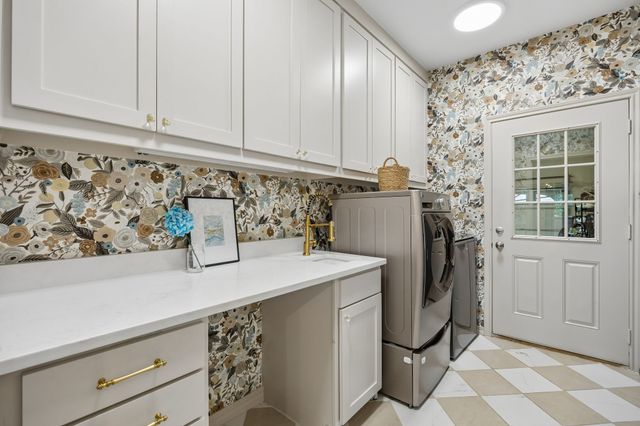 10008 Lakedale Drive, Dallas, TX 75218