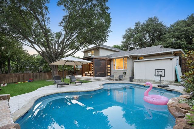 10008 Lakedale Drive, Dallas, TX 75218