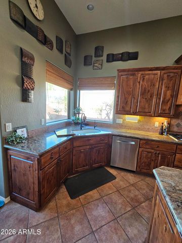 1428 E Breezy Court, Phoenix, AZ 85086