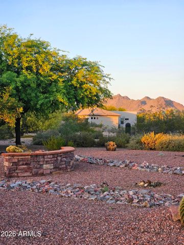 1428 E Breezy Court, Phoenix, AZ 85086