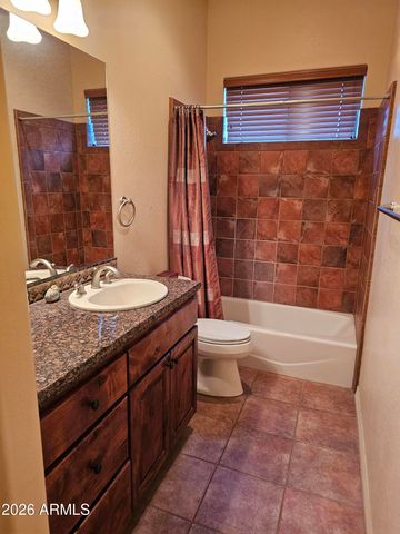 1428 E Breezy Court, Phoenix, AZ 85086