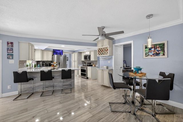 8134 BAYSHORE DRIVE, Seminole, FL 33776