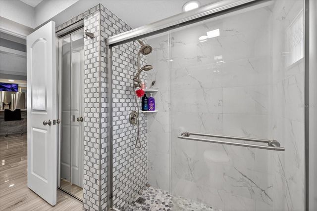 8134 BAYSHORE DRIVE, Seminole, FL 33776