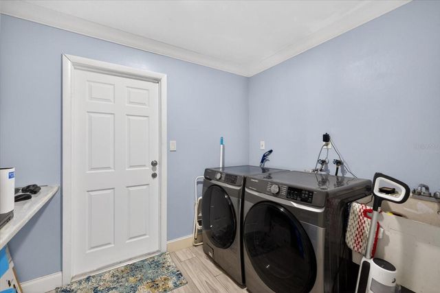 8134 BAYSHORE DRIVE, Seminole, FL 33776