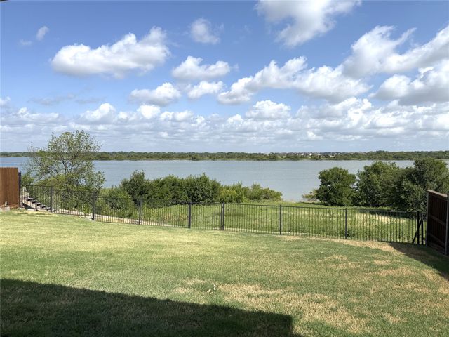 2800 Appaloosa Court, Little Elm, TX 75068