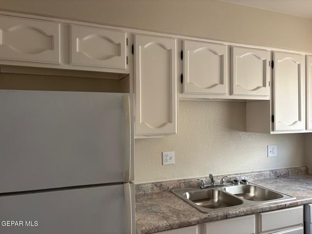 7127 ORIZABA Avenue, El Paso, TX 79912