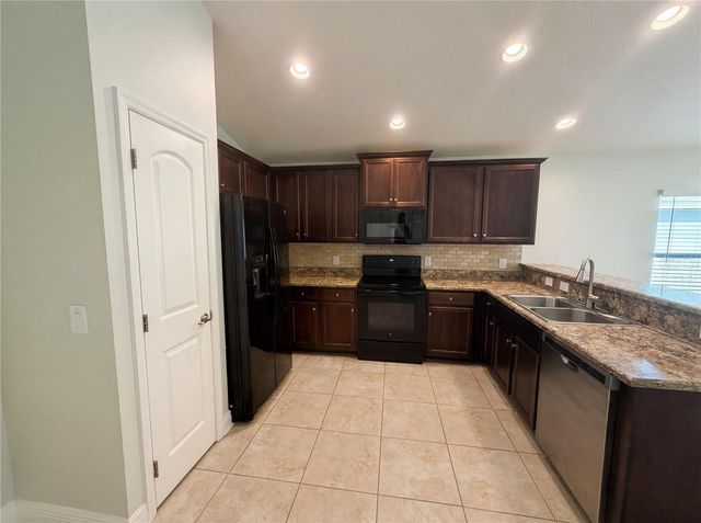 16338 VINE CLIFF AVENUE, Hudson, FL 34667