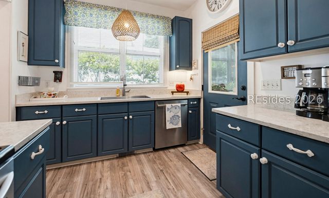2669 Broad St, Beaufort, SC 29902