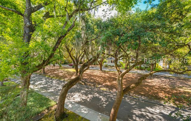 2669 Broad St, Beaufort, SC 29902