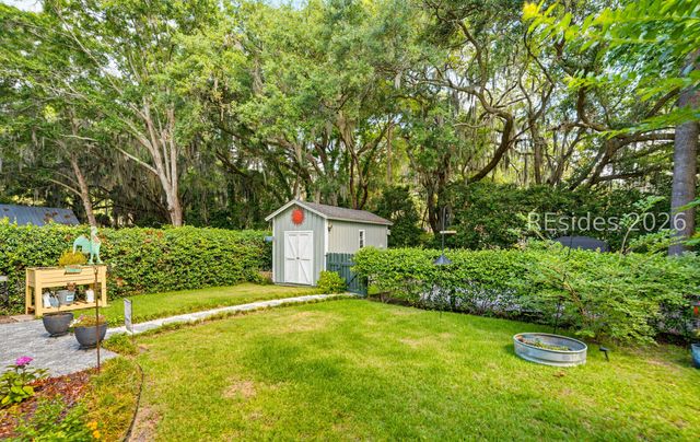 2669 Broad St, Beaufort, SC 29902