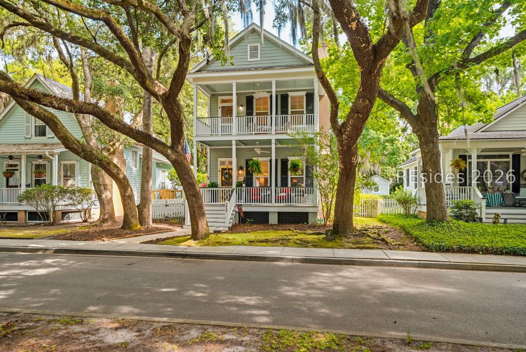 2669 Broad St, Beaufort, SC 29902