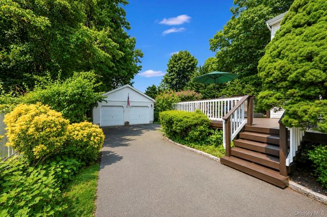 21 Wilson Avenue, Nesconset, NY 11767