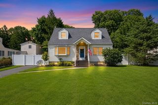 21 Wilson Avenue, Nesconset, NY 11767