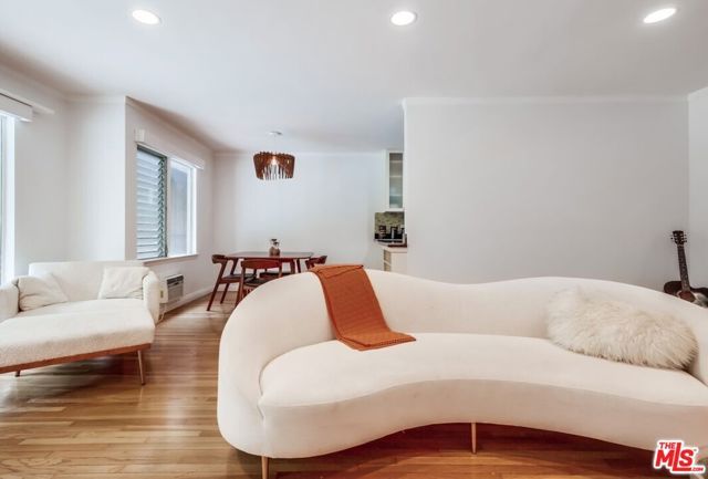 1275 Havenhurst Drive 4, West Hollywood, CA 90046