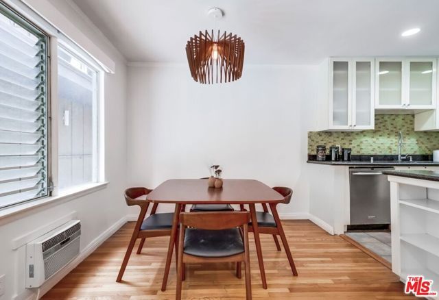 1275 Havenhurst Drive 4, West Hollywood, CA 90046