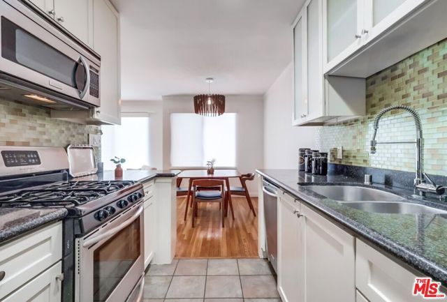 1275 Havenhurst Drive 4, West Hollywood, CA 90046