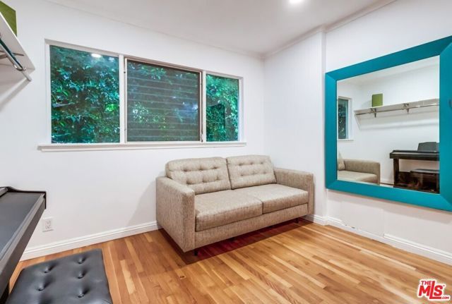 1275 Havenhurst Drive 4, West Hollywood, CA 90046