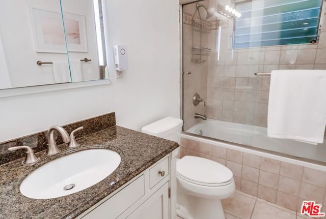 1275 Havenhurst Drive 4, West Hollywood, CA 90046