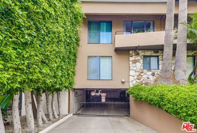 1275 Havenhurst Drive 4, West Hollywood, CA 90046