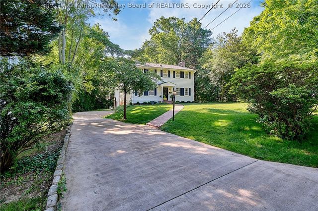909 Chestnut Road, Charleston, WV 25314