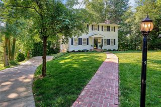 909 Chestnut Road, Charleston, WV 25314