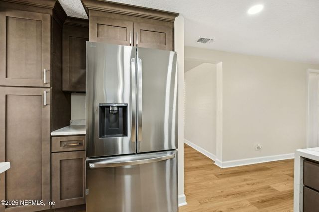 7611 MC COWAN Drive, Jacksonville, FL 32244