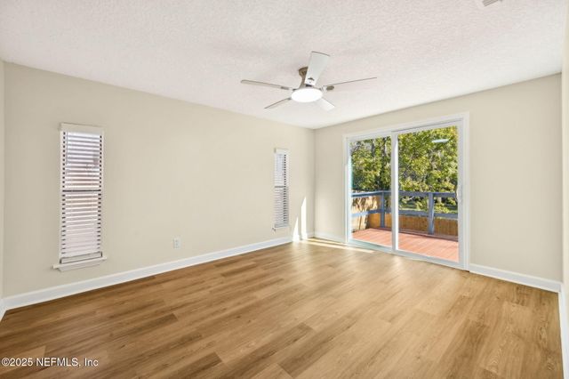 7611 MC COWAN Drive, Jacksonville, FL 32244